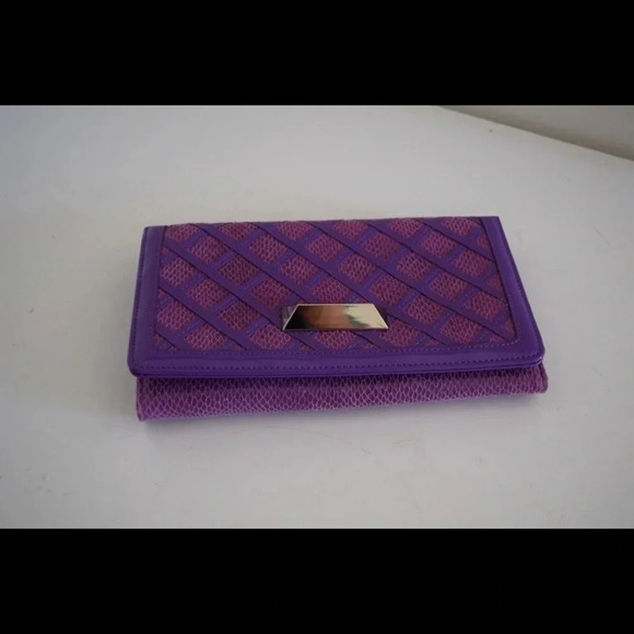 White House black market clutch - Picture 4 of 7